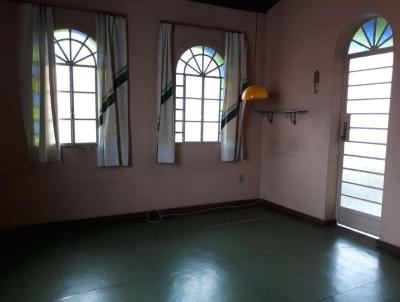 Casa para Venda, em Pedro Leopoldo, bairro Centro, 3 dormitórios, 2 banheiros, 1 suíte, 2 vagas